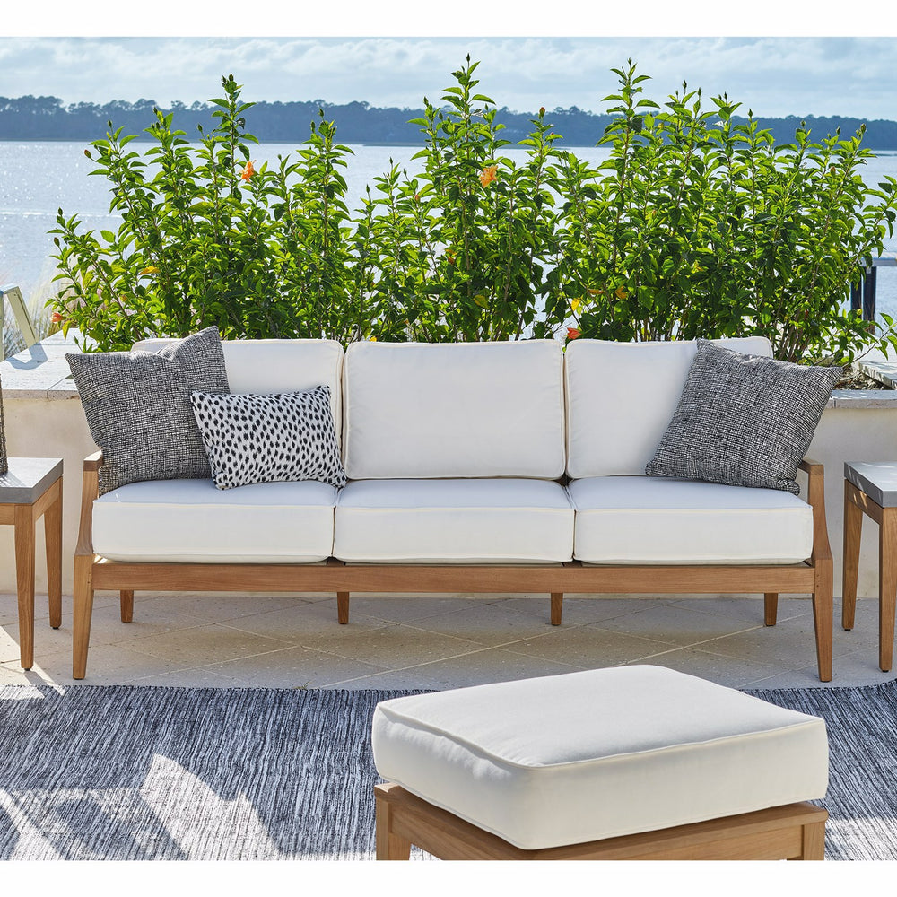 
                      
                        Chesapeake End Table
                      
                    