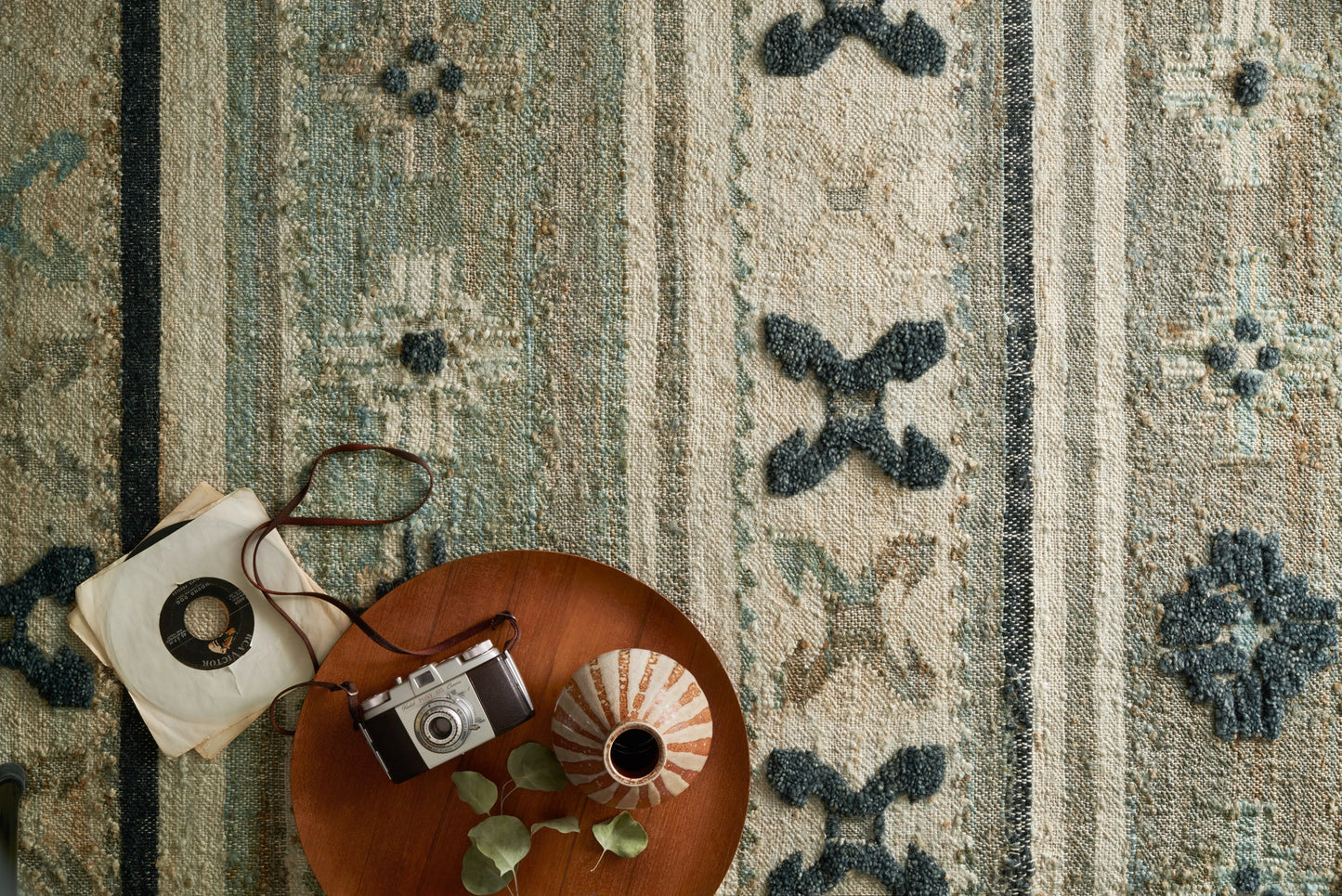 Loloi Owen Aqua / Ink 18" x 18" Sample Rug