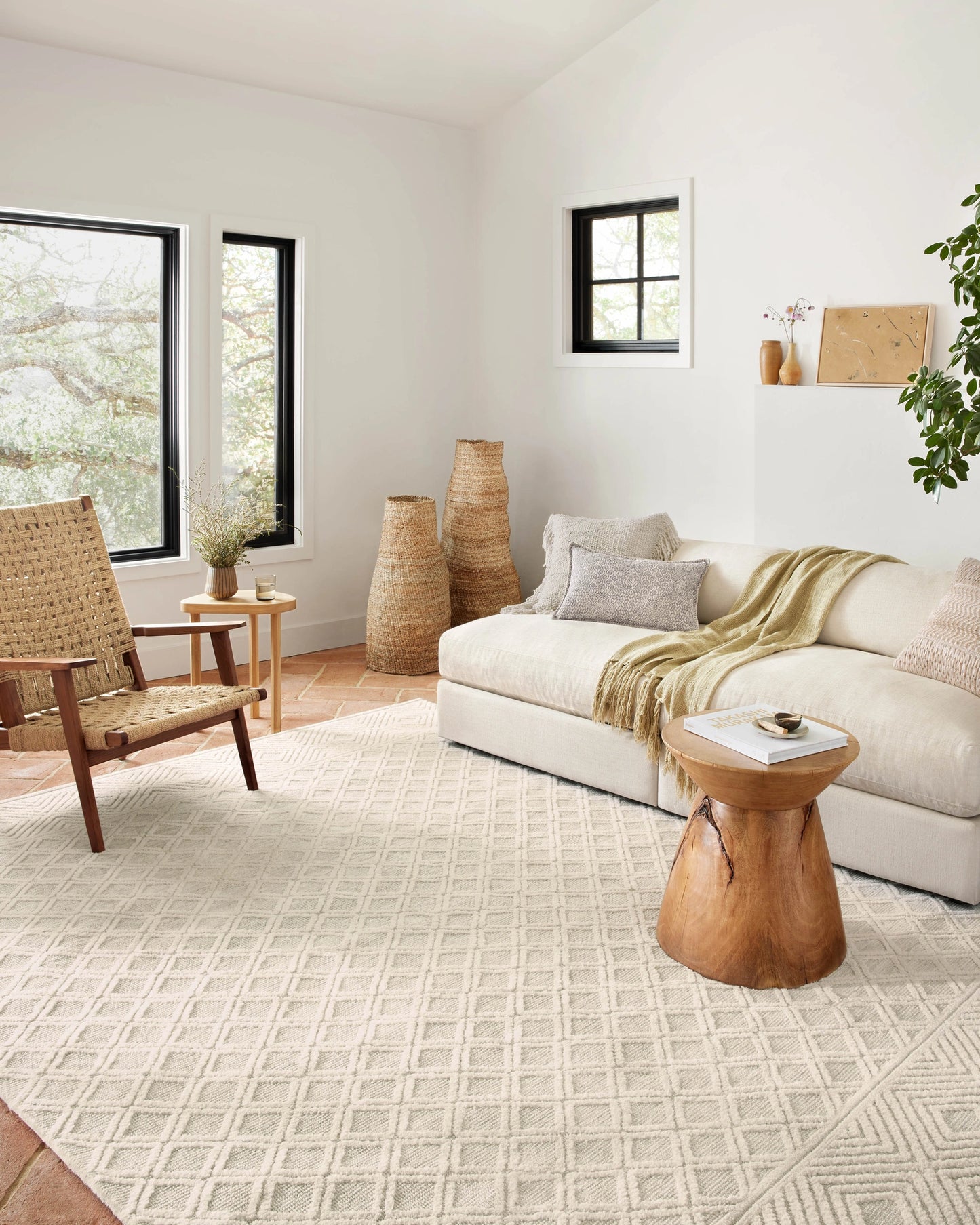 Loloi Neda Ivory / Natural 9'-3" x 13' Area Rug