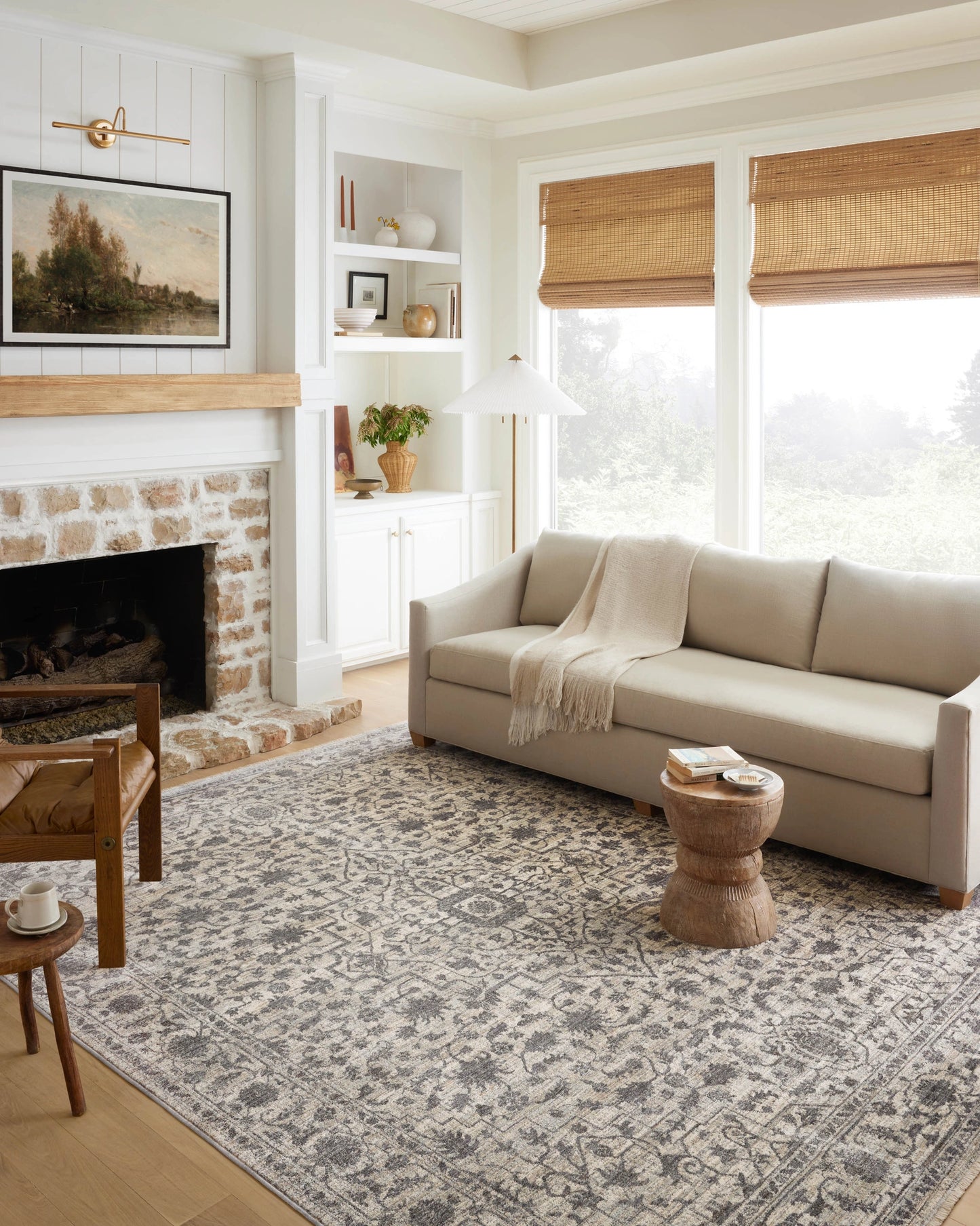 Loloi Sorrento Mist / Charcoal 9'-6" x 9'-6" Round Area Rug