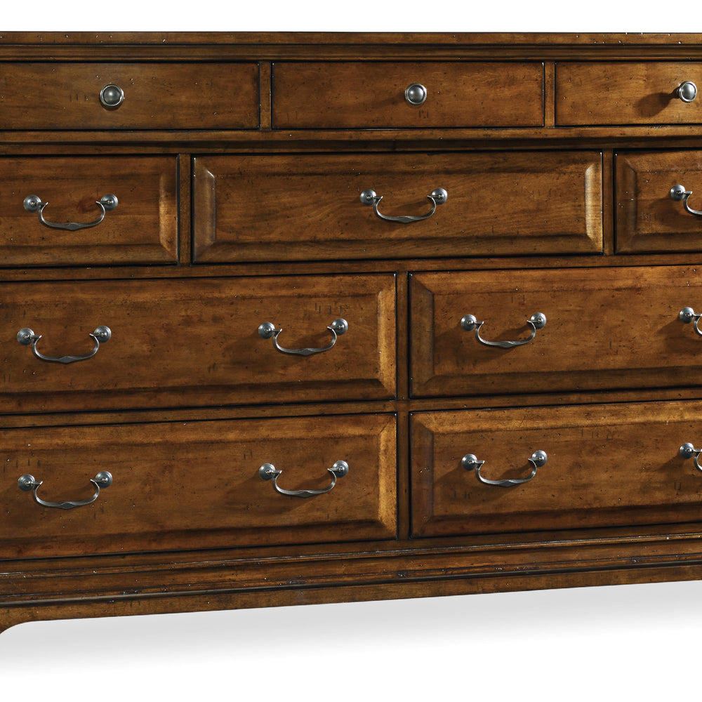 Tynecastle Dresser