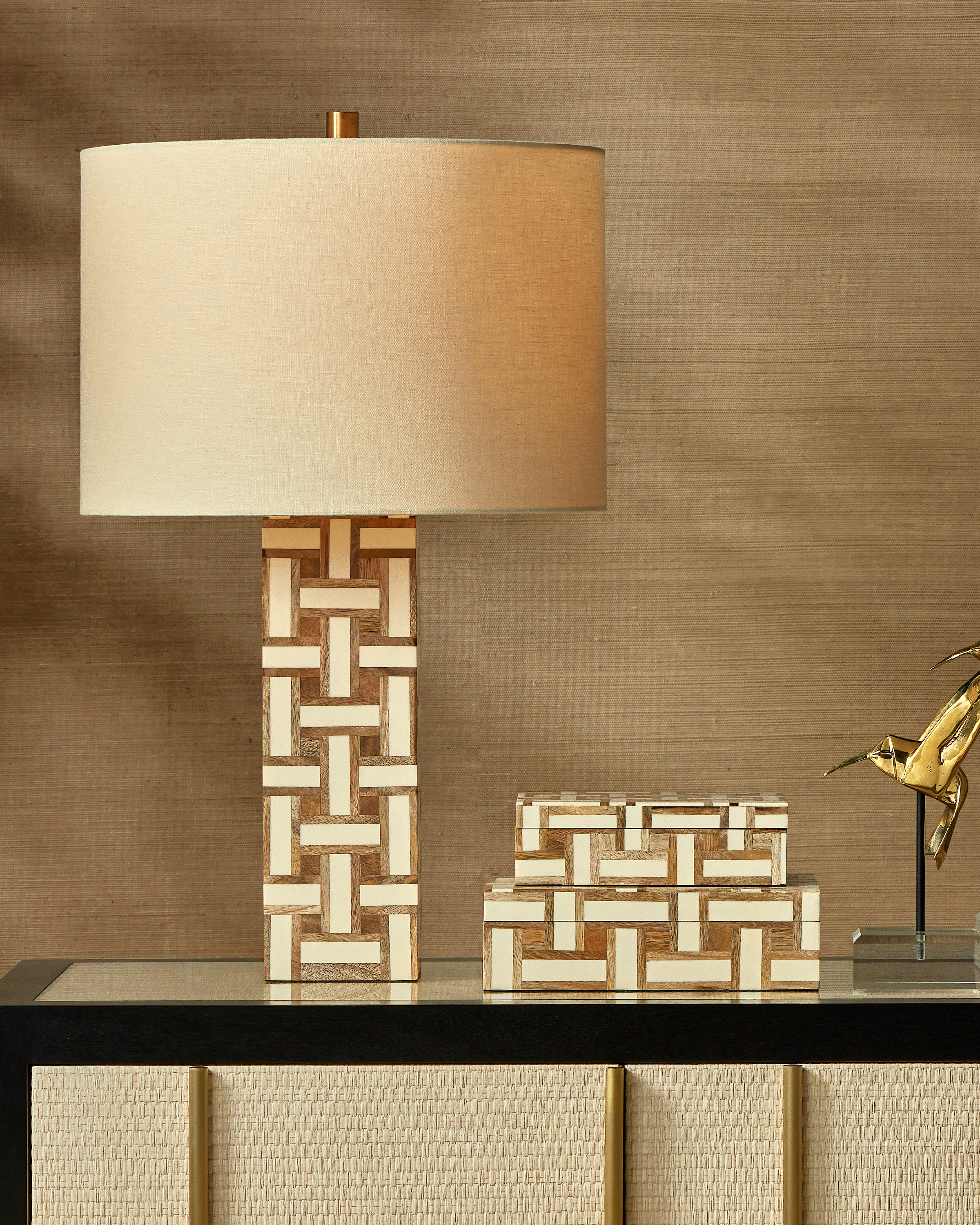 Aarna Cream Table Lamp - Thumbnail 3