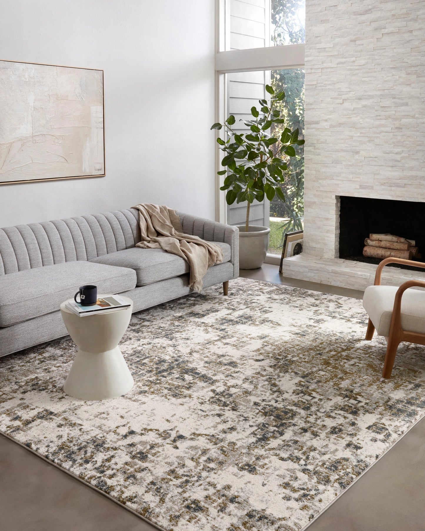 Loloi Spirit Pewter / Olive 2'-7" x 4' Accent Rug