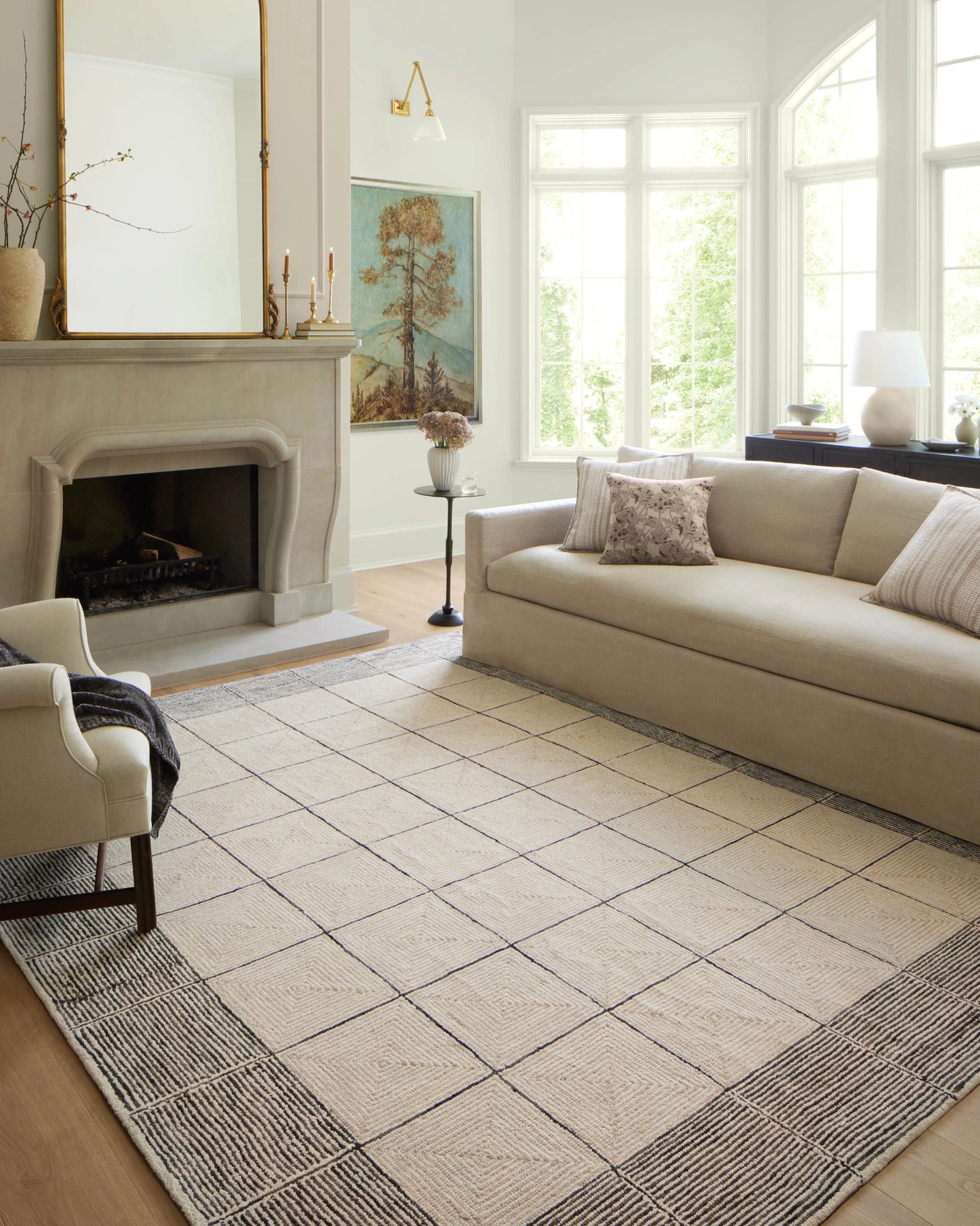 Chris Loves Julia x LoloiFrancis Cream / Black 2'-6" x 7'-6" Runner Rug