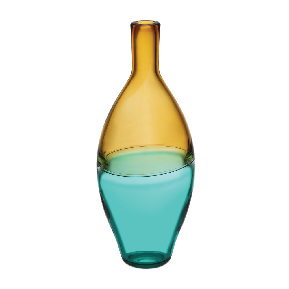 
                      
                        Tapio Vase Set of 3
                      
                    