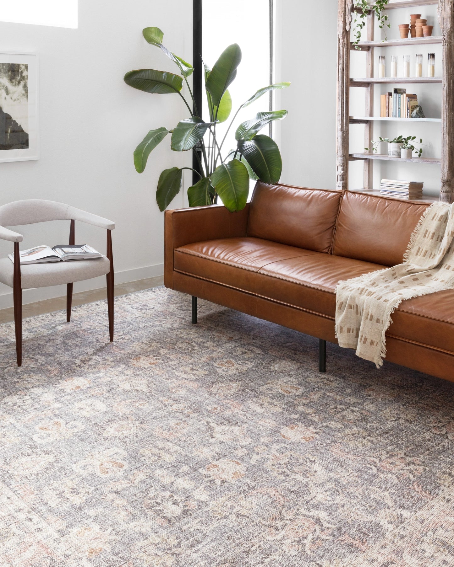 Loloi Skye Grey / Apricot 8'-0" x 8'-0" Round Area Rug