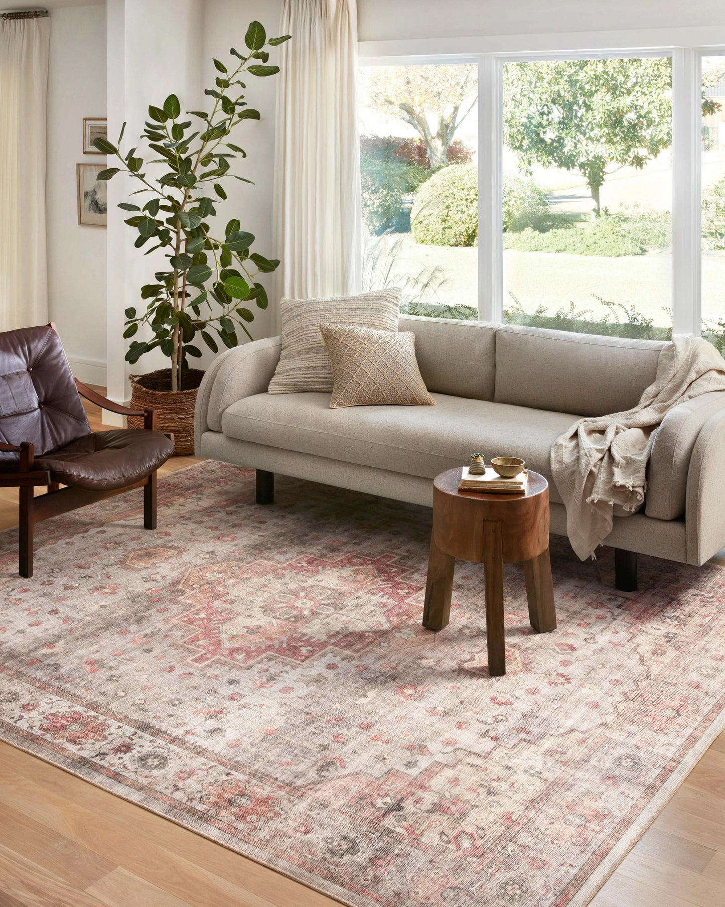 Loloi Heidi Dove / Spice 6'-0" x 6'-0" Round Area Rug