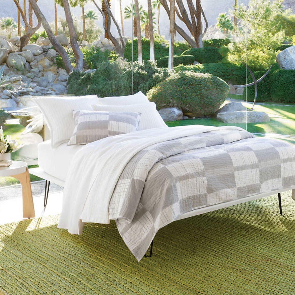 
                      
                        Boyfriend White Matelassé Coverlet - King - #shop_name Bedding
                      
                    