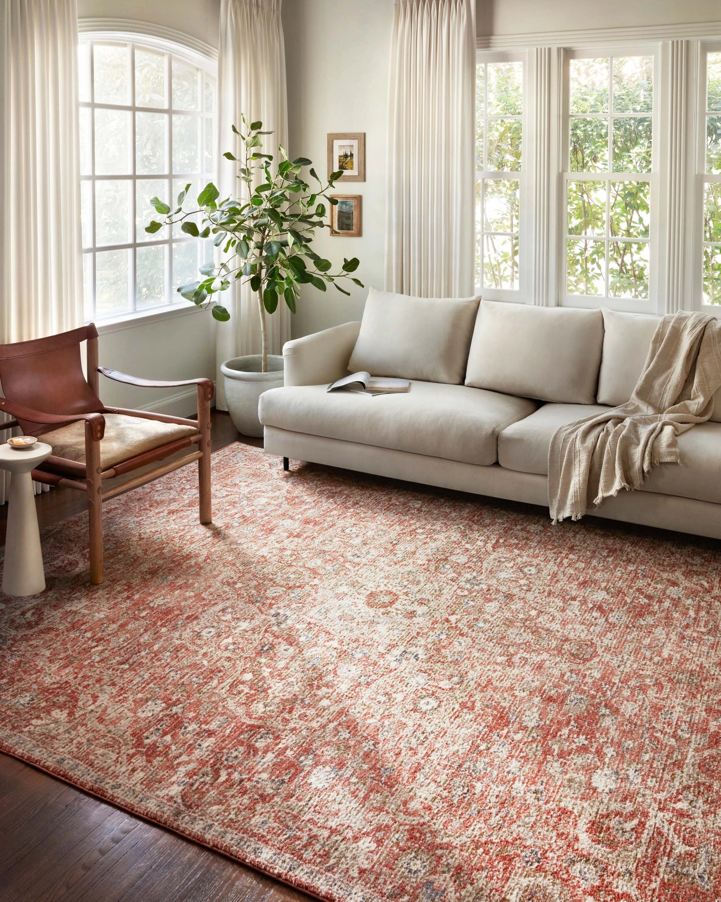Loloi Saban Rust / Beige 18" x 18" Sample Rug