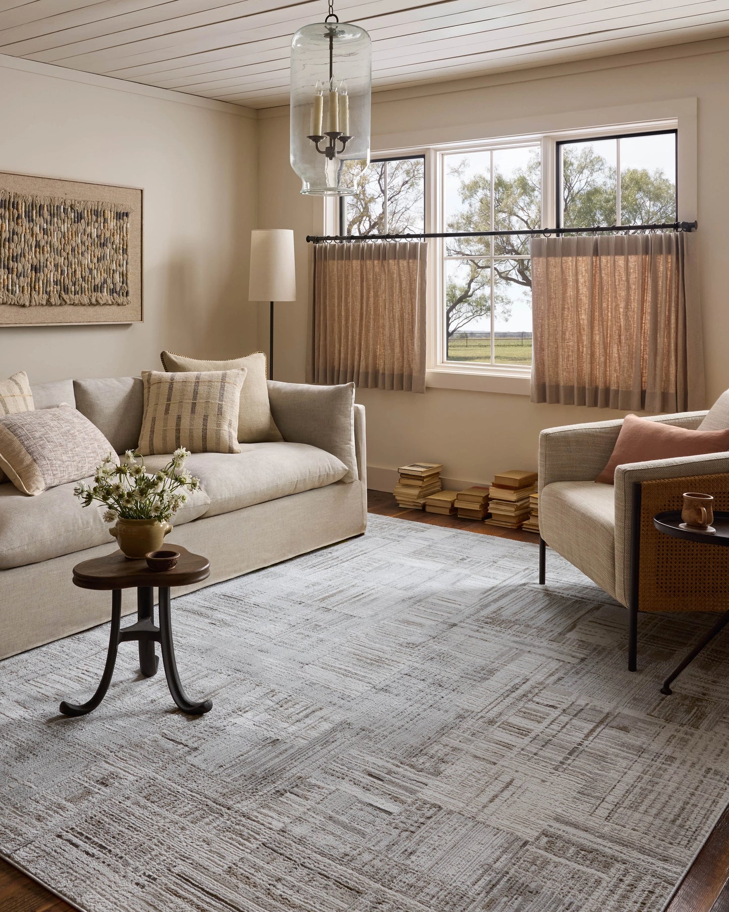 Loloi Hollis Pebble / Ivory 7'-10" x 10' Area Rug