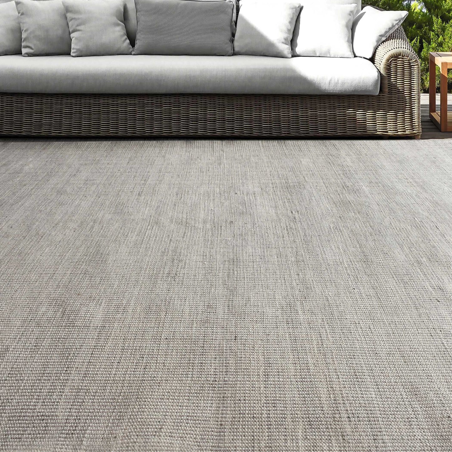 Uttermost Scranto Gray Indoor-Outdoor 5 X 8 Rug