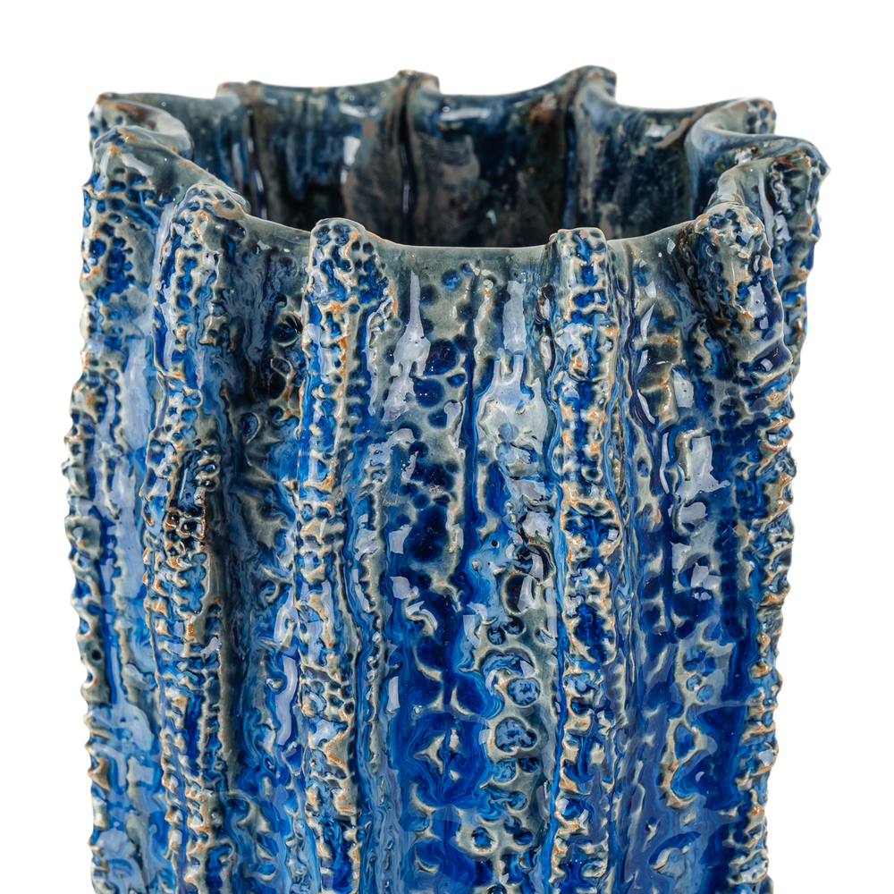
                      
                        Folios Vase
                      
                    