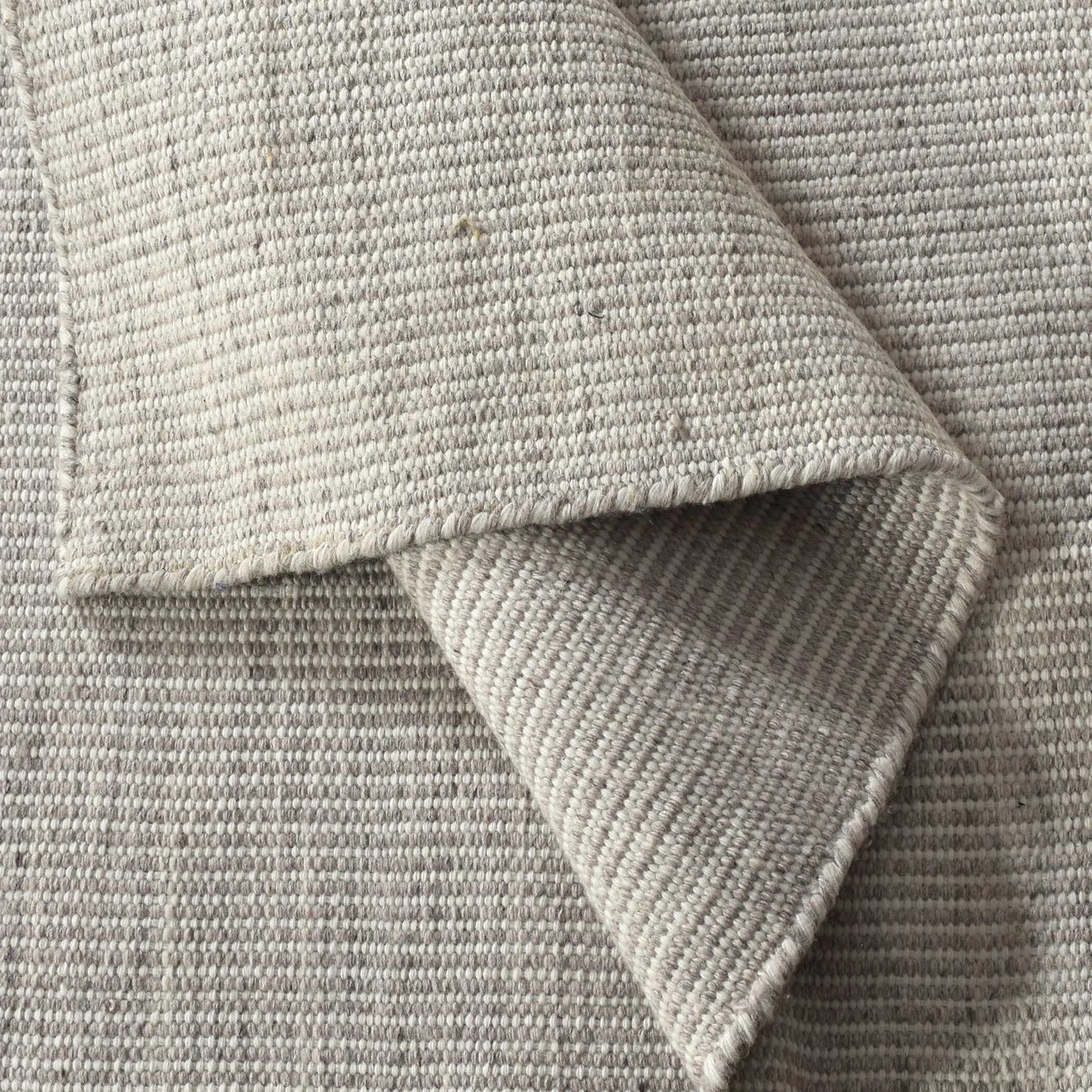 Uttermost Scranto Gray Indoor-Outdoor 9 X 12 Rug