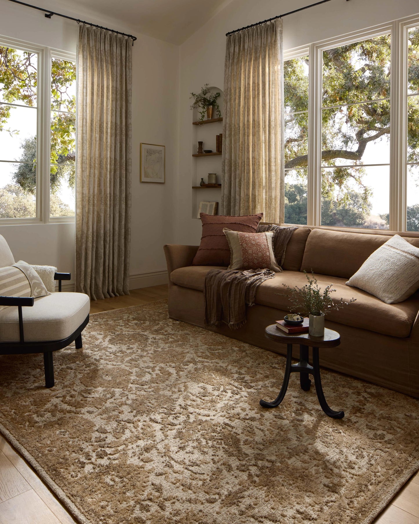Loloi Percival Ivory / Natural 5'-0" x 7'-6" Area Rug