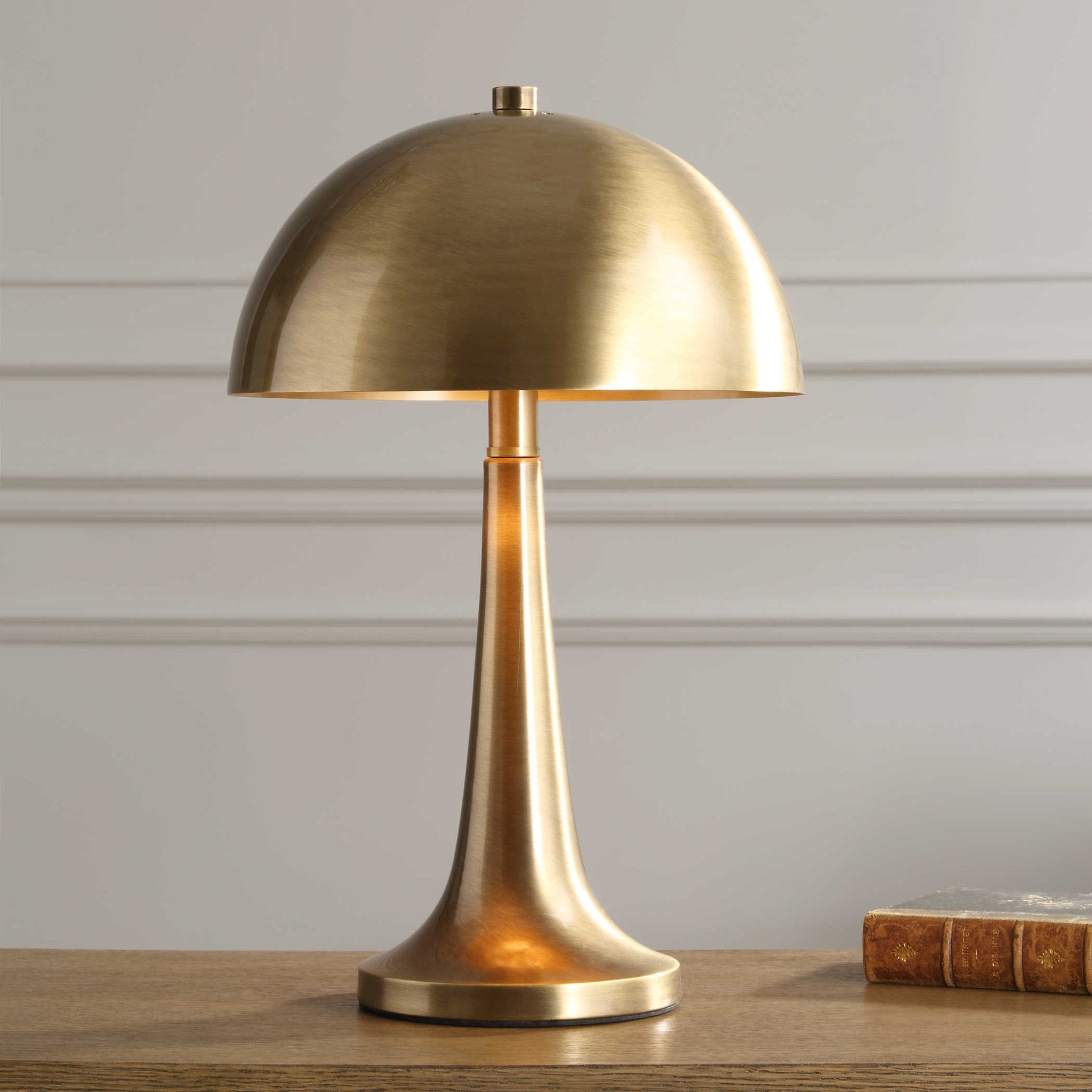 Dame Table Lamp - Thumbnail 3
