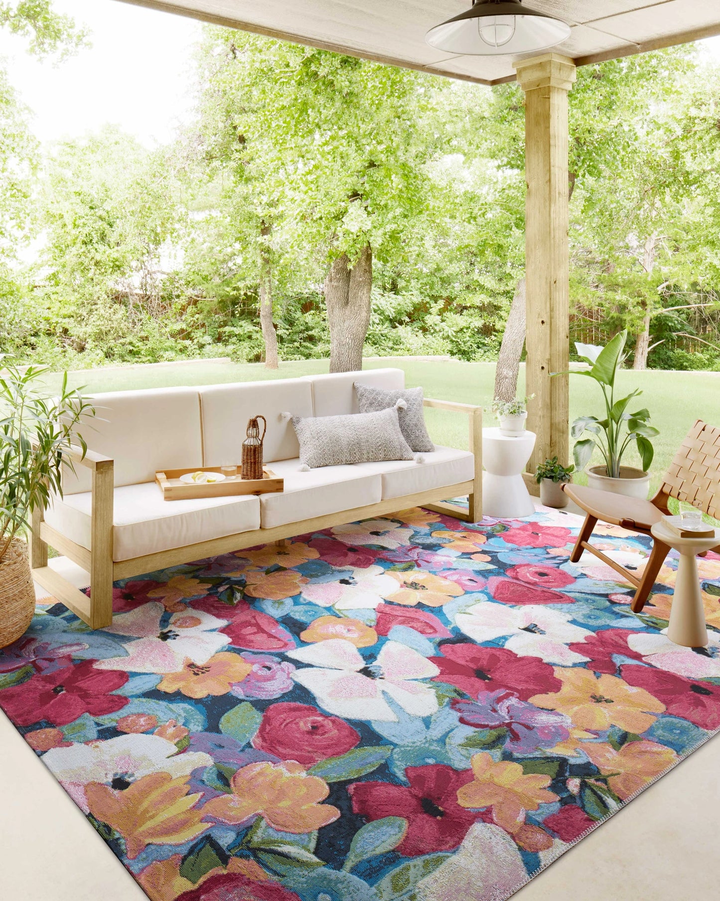Loloi Botanical Navy / Multi 3'-11" x 5'-11" Accent Rug