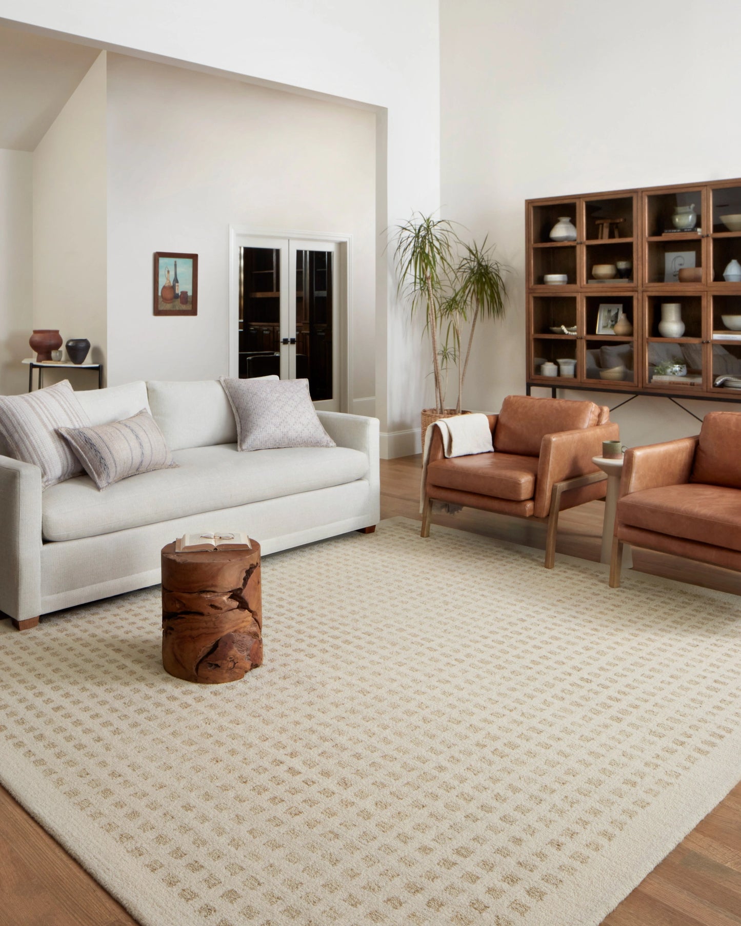 Chris Loves Julia x Loloi Polly Ivory / Natural 2'-3" x 3'-9" Accent Rug