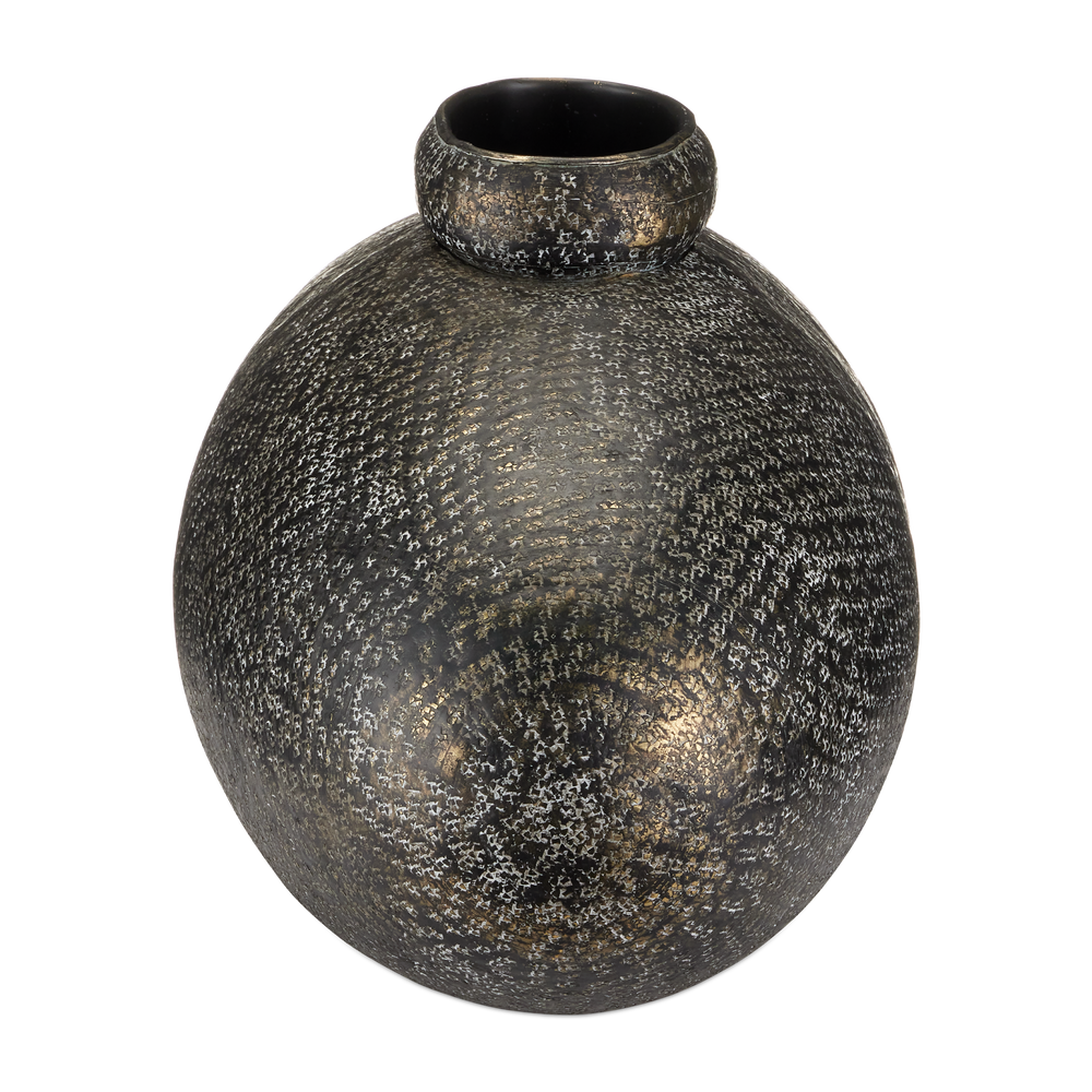 
                      
                        Brigadier Vase
                      
                    