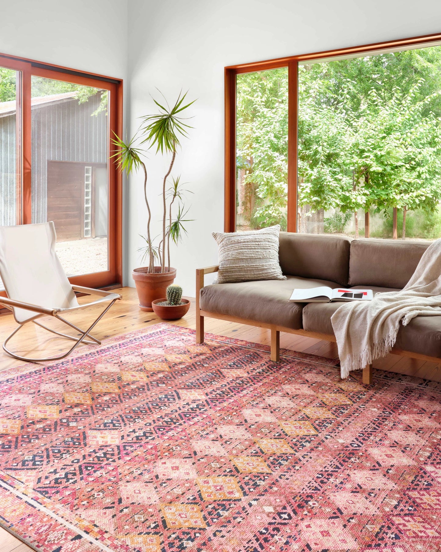 Loloi Layla Magenta / Multi 18" x 18" Sample Rug