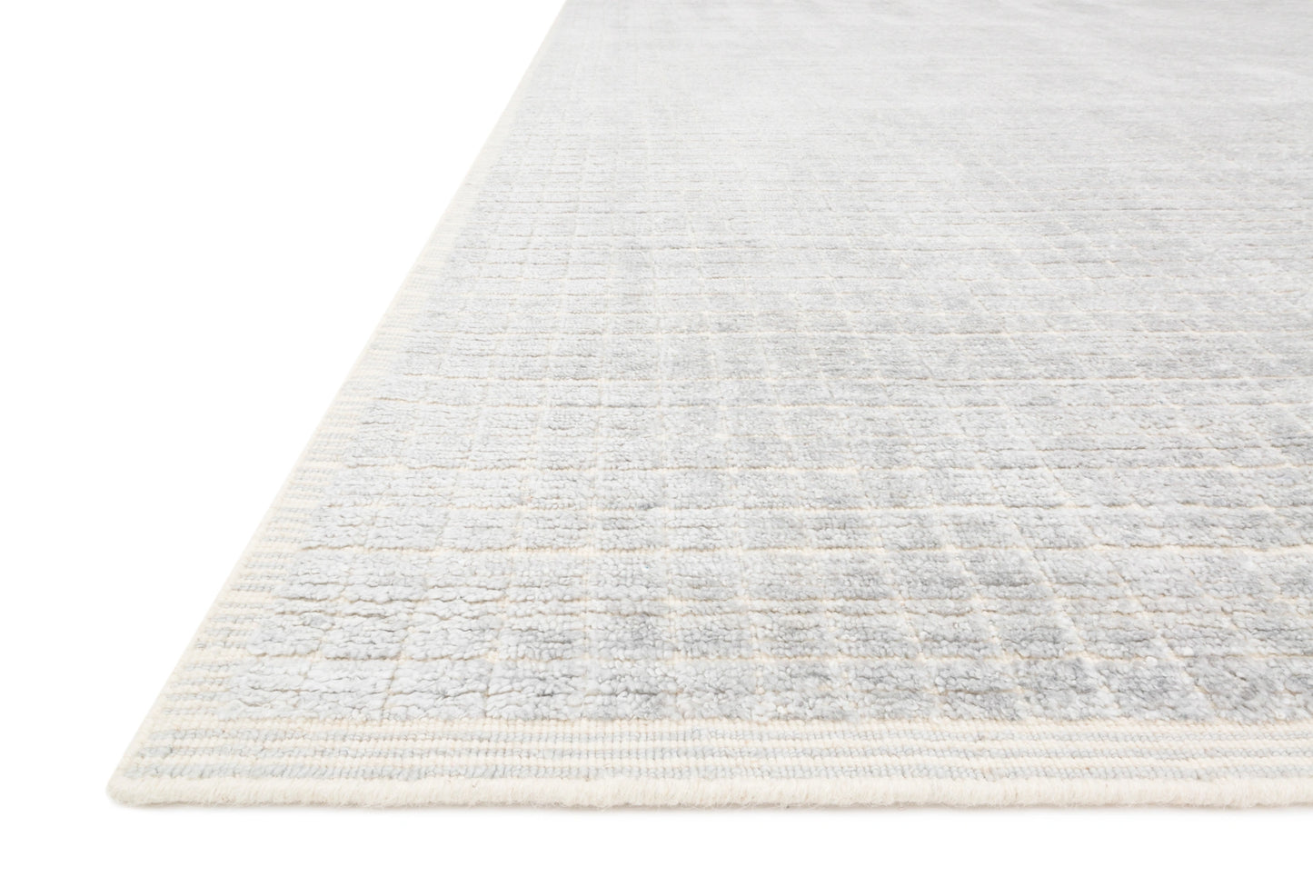 Loloi Beverly Silver / Sky 2'-0" x 3'-0" Accent Rug