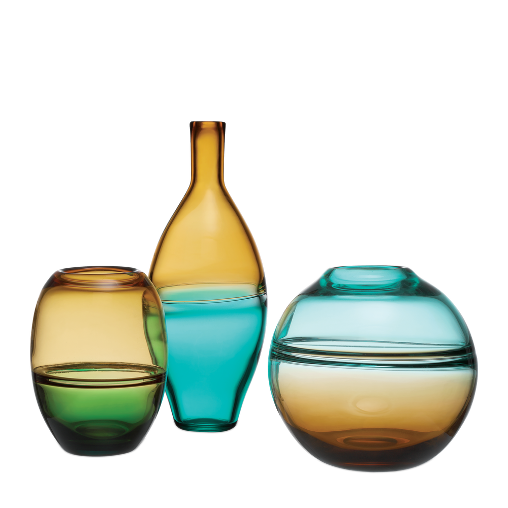 
                      
                        Tapio Vase Set of 3
                      
                    