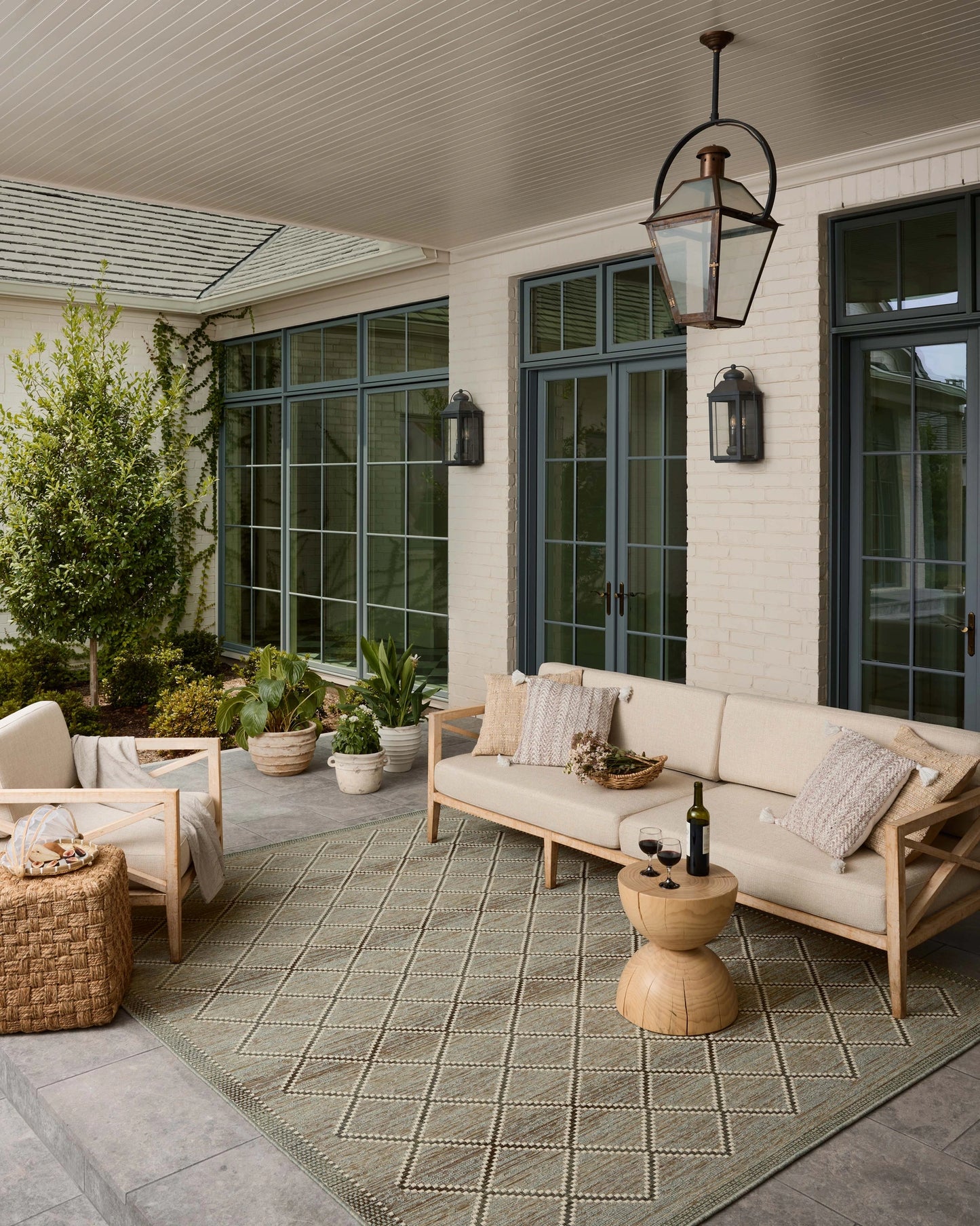 Loloi Saylor Stone / Ivory 11' x 15' Indoor/Outdoor Area Rug