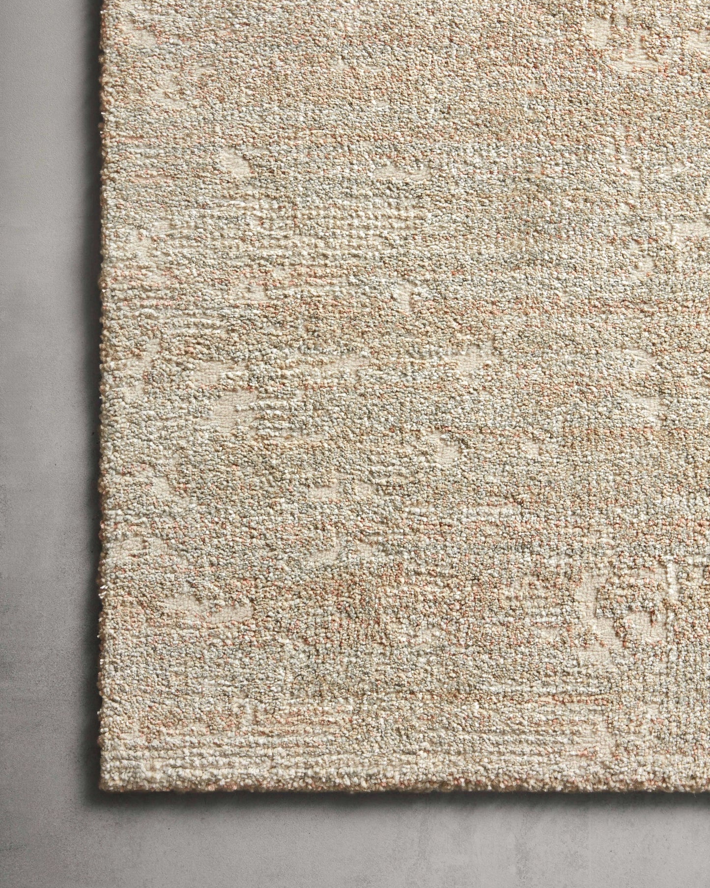 Loloi Augustus Sunset / Mist 2'-7" x 4' Accent Rug