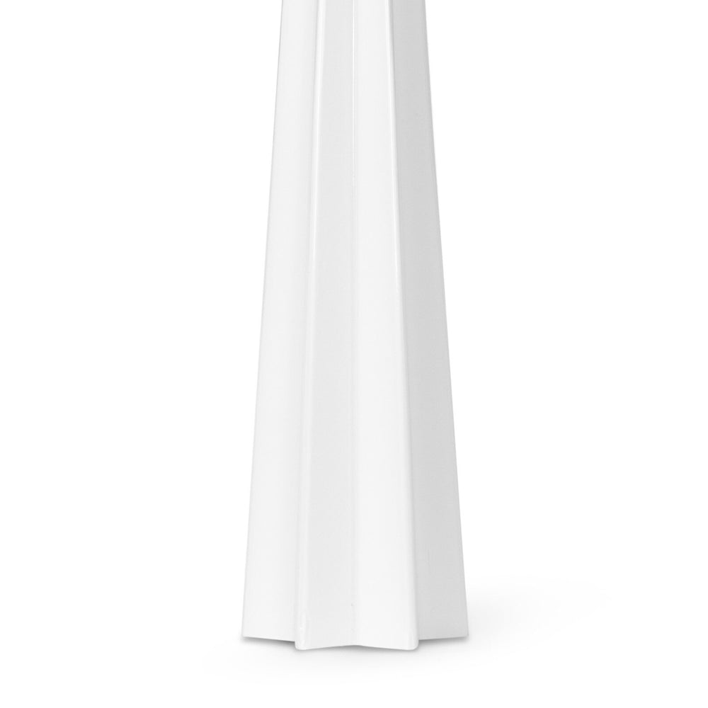 
                      
                        Glass Star Table Lamp (White).
                      
                    