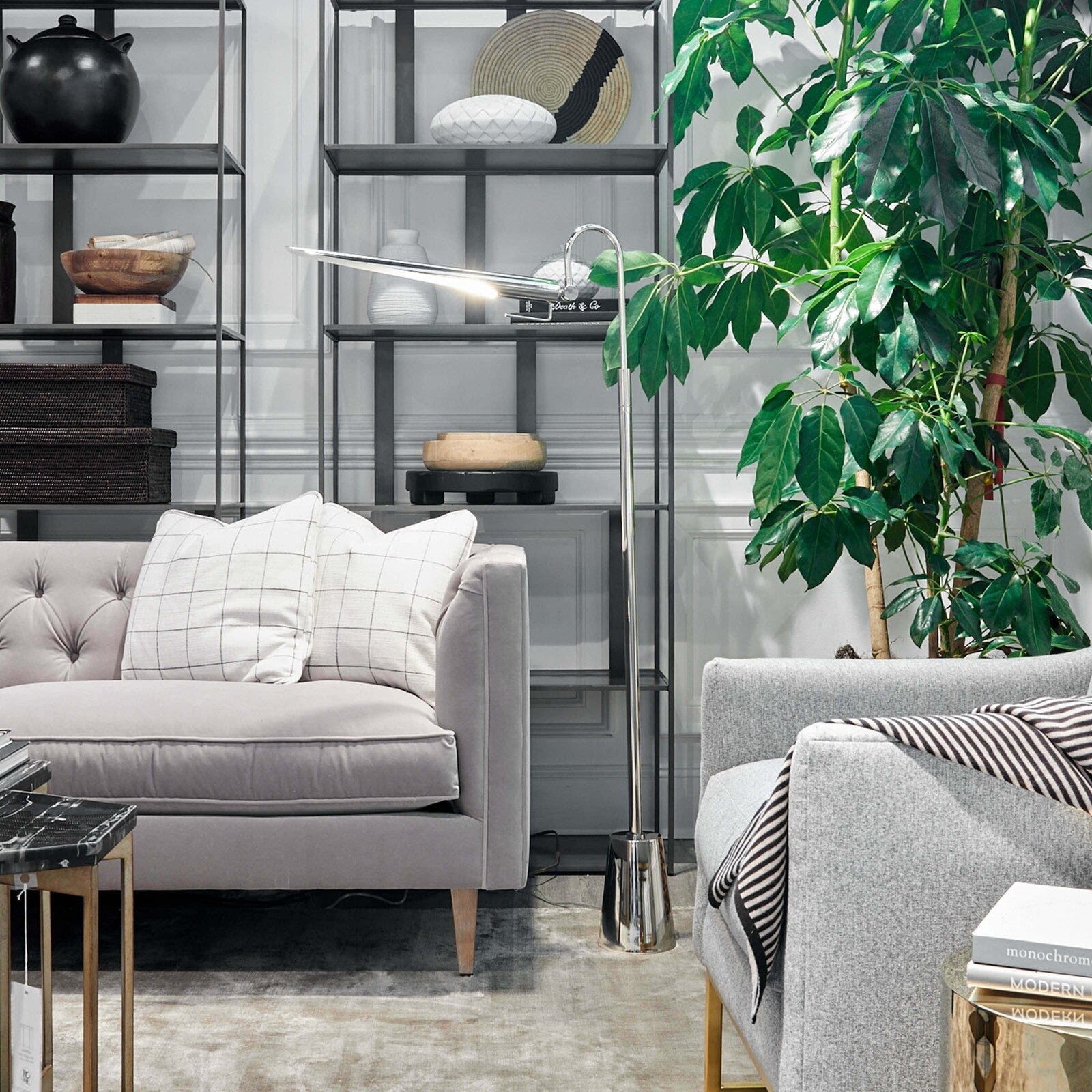 Raven Floor Lamp - Thumbnail 4