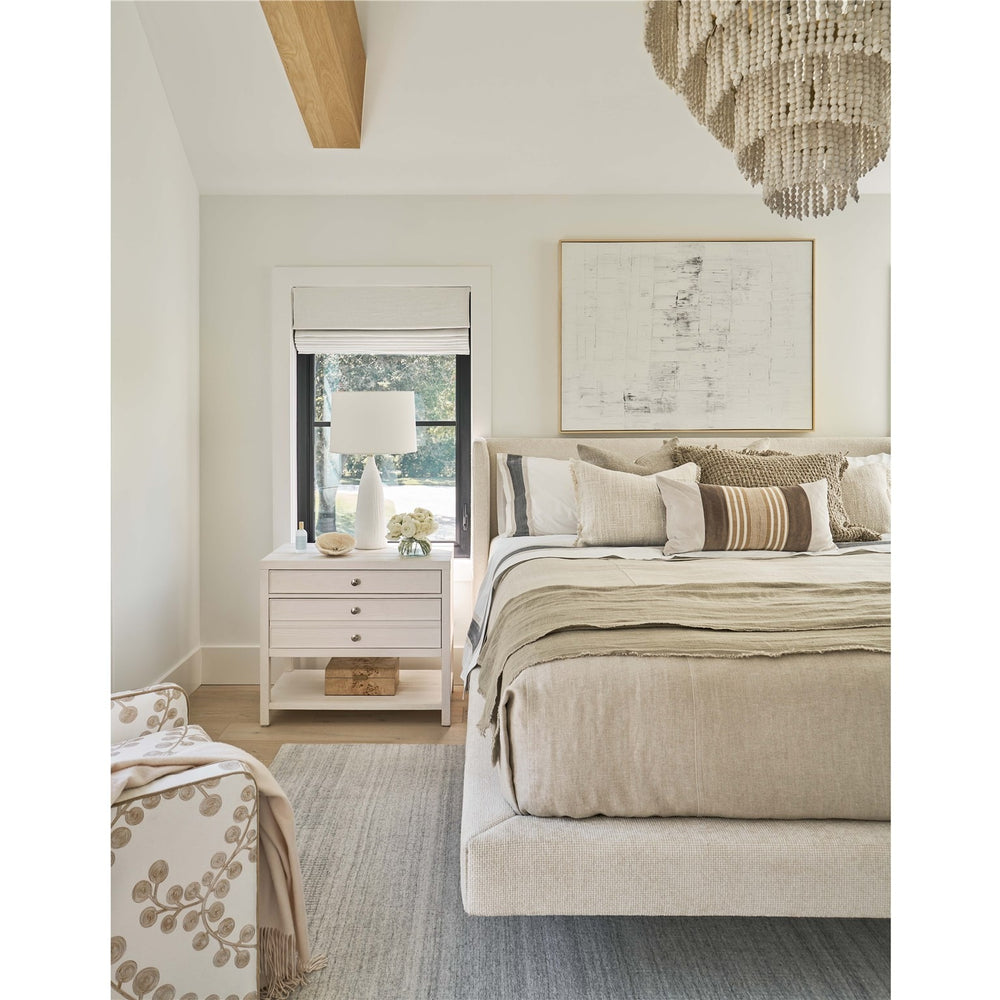 
                      
                        Sainte-Ann Upholstered Bed King
                      
                    