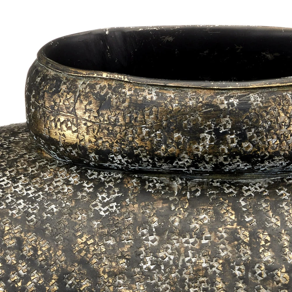 Brigadier Vase