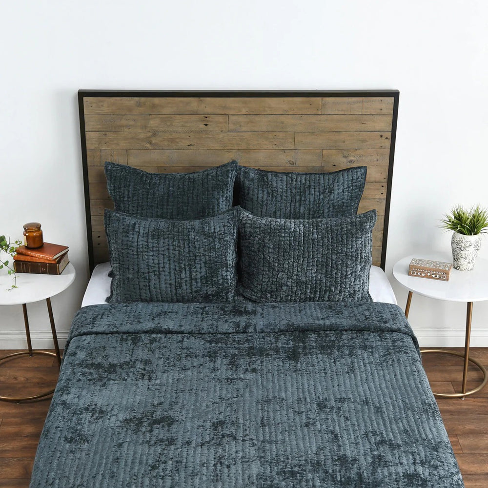 Bari Velvet Quilt Bay Green - King