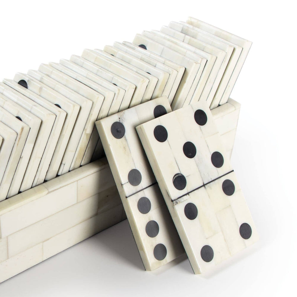 
                      
                        Royal Dominos Set.
                      
                    
