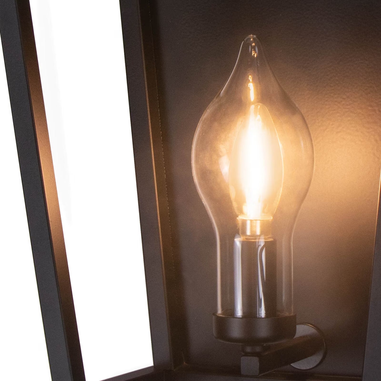 Hampton Outdoor Sconce - Thumbnail 4