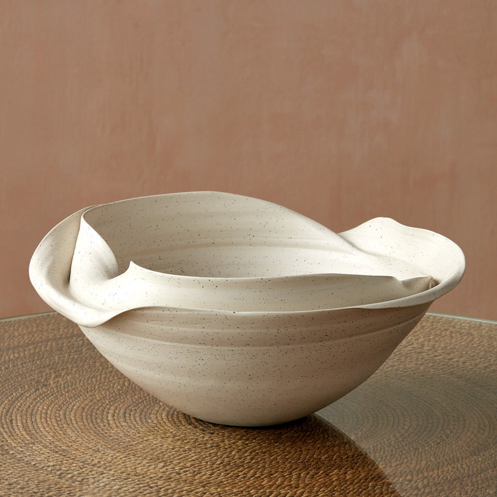 
                      
                        Grandeur Bowl
                      
                    