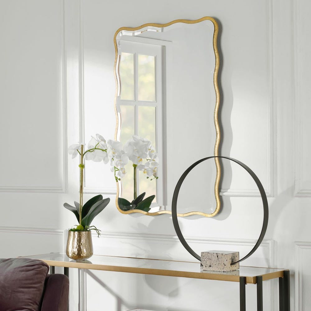 
                      
                        Aneta Mirror - Gold.
                      
                    