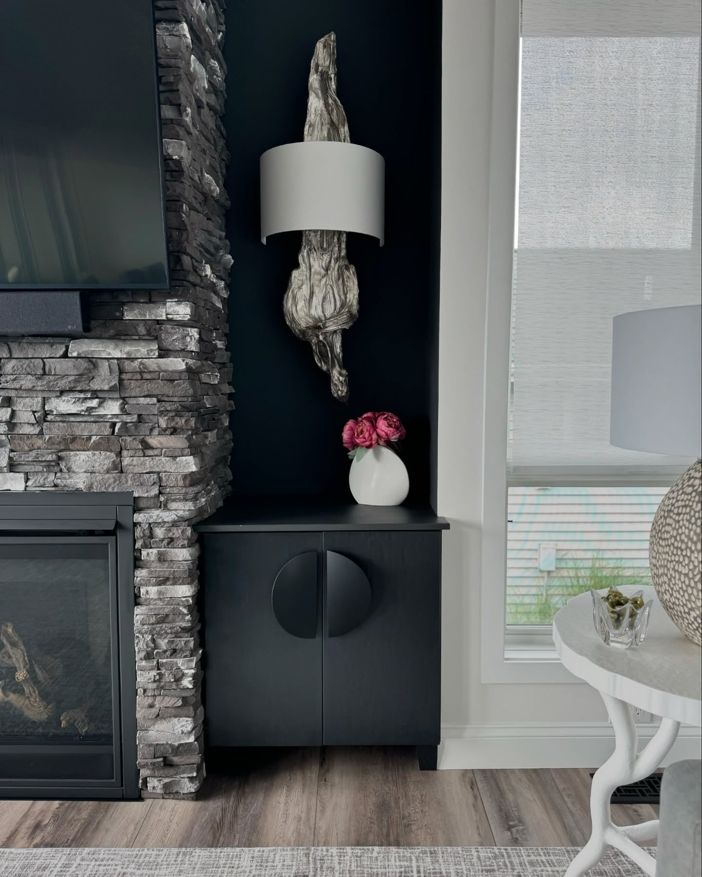 Driftwood Sconce (Ambered Silver Leaf).