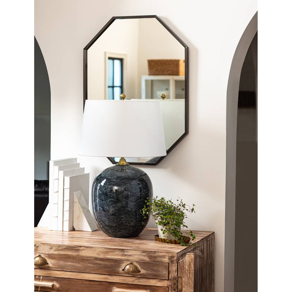 Harbor Ceramic Table Lamp (Black)