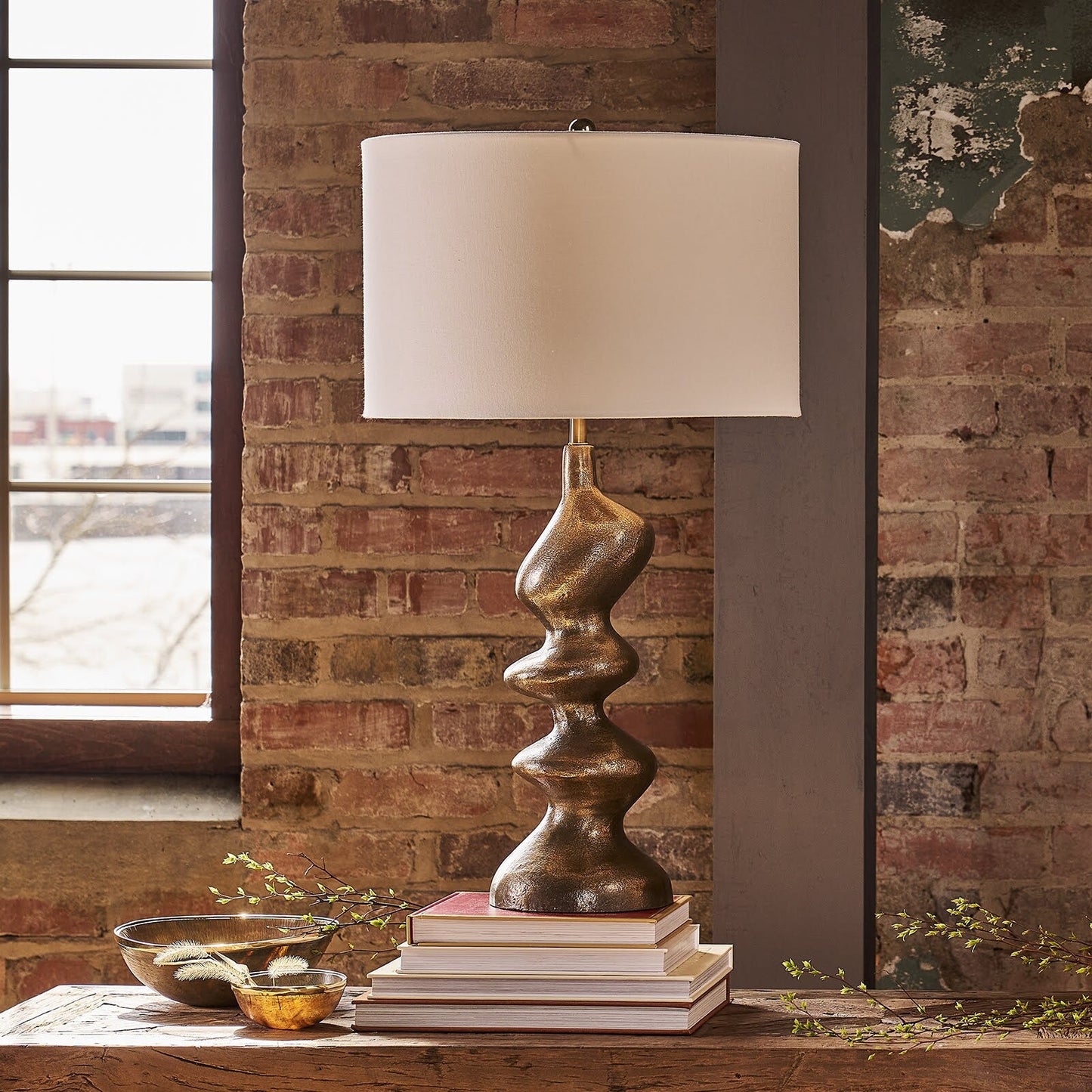 Blobby Table Lamp (Brass).