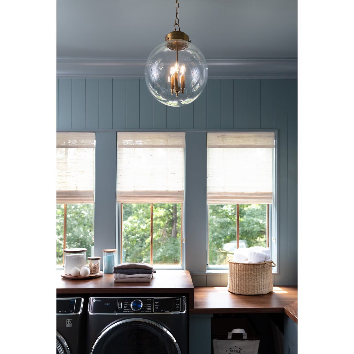 Globe Pendant (Natural Brass)