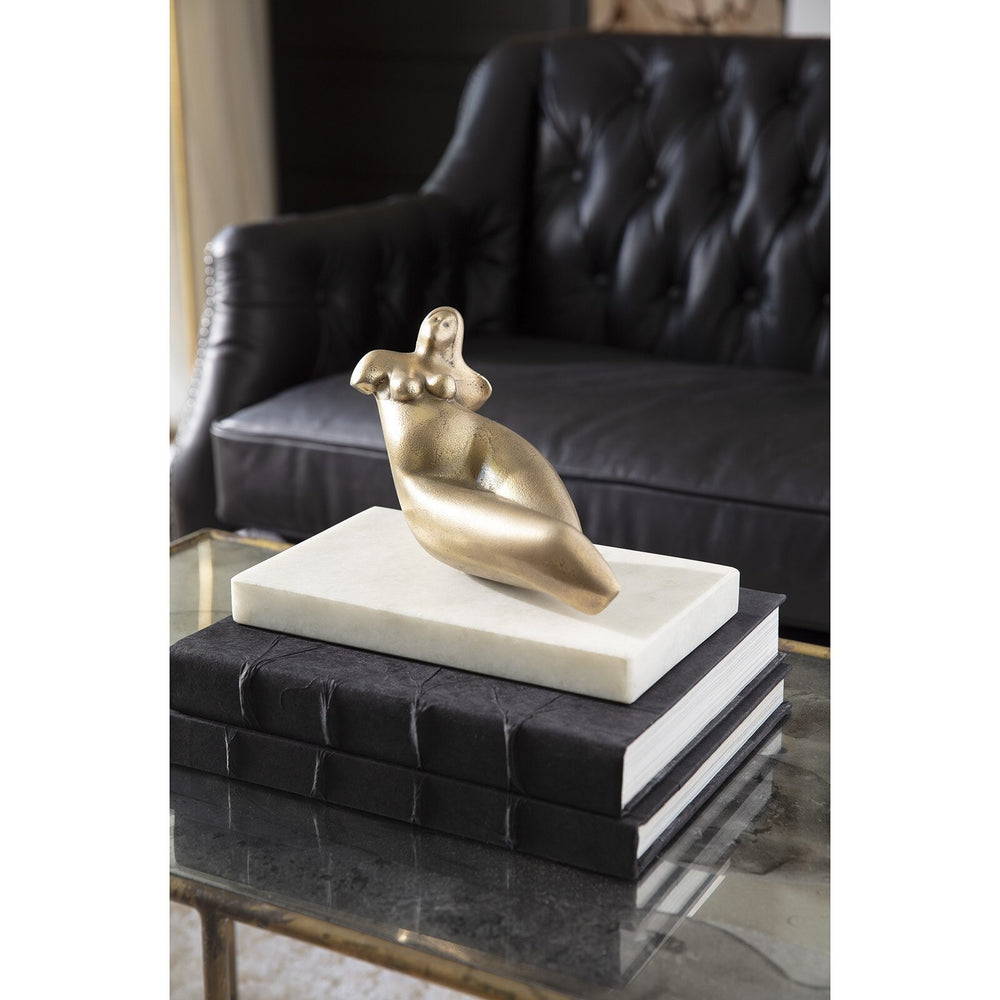 
                      
                        Rhea Sculpture.
                      
                    