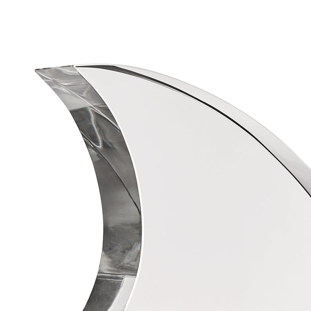 
                      
                        Fin Crystal Accessory.
                      
                    