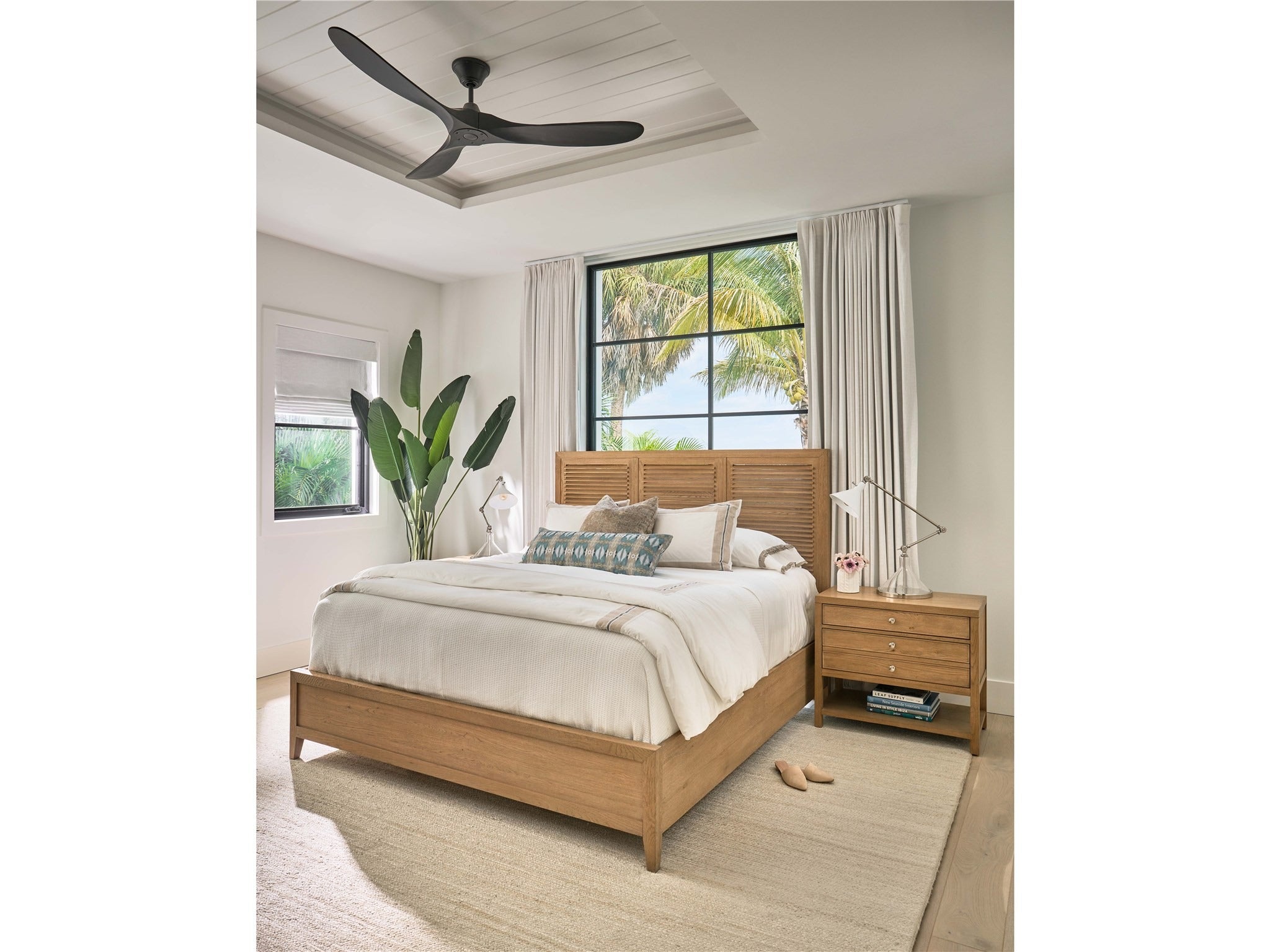 Universal Furniture Weekender Bed - Thumbnail 5