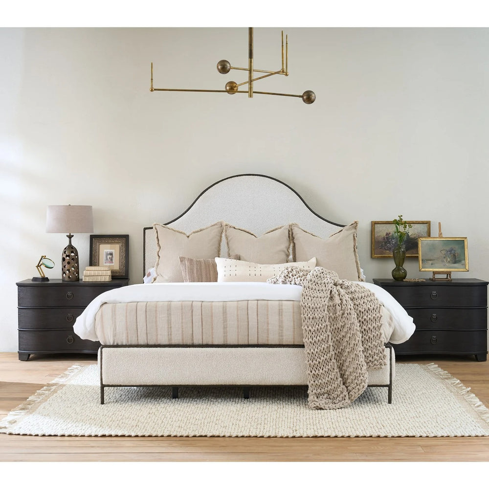 
                      
                        Griffith Park Bed Queen
                      
                    