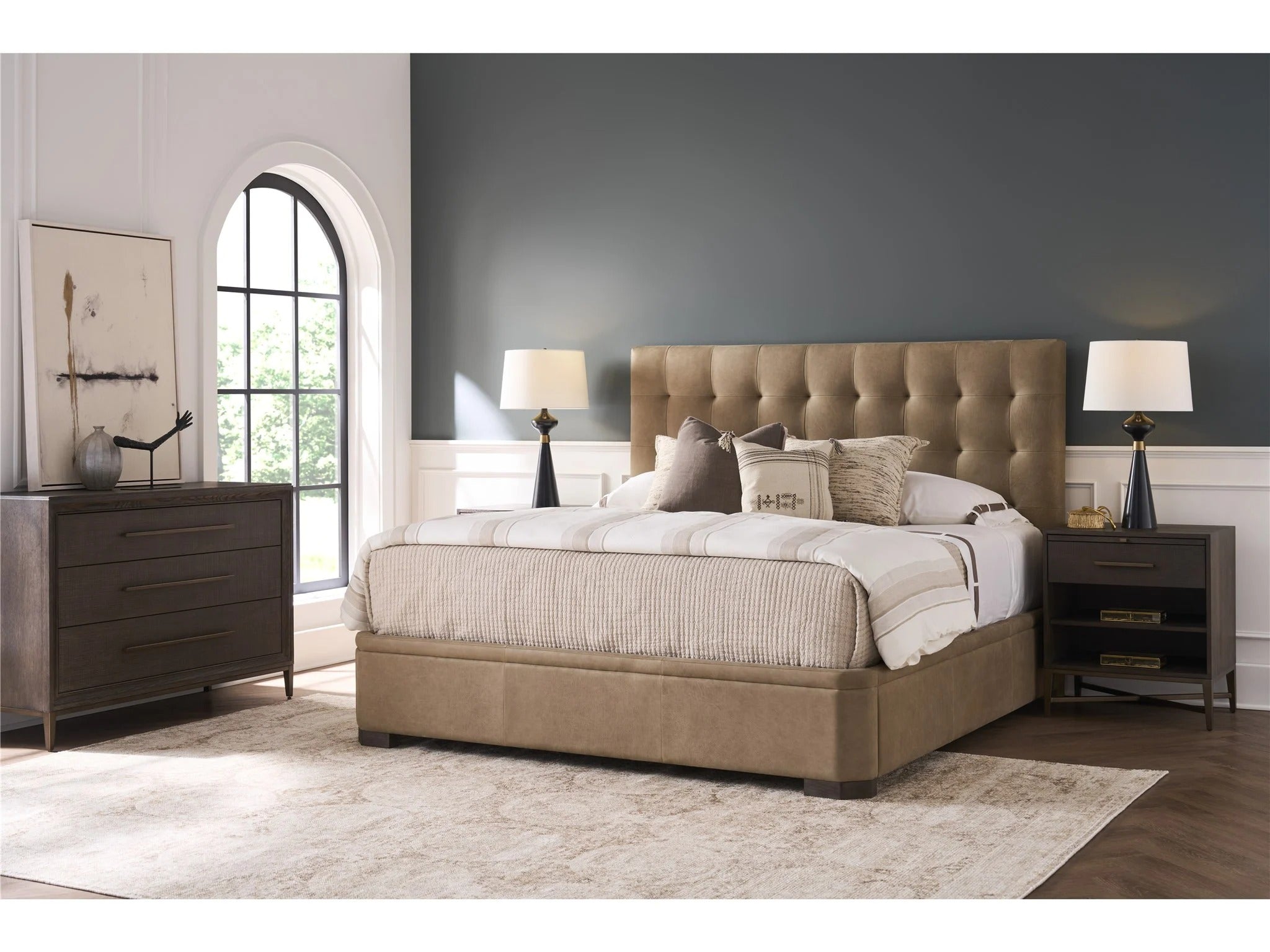 Montclair Upholstered Bed - Thumbnail 5
