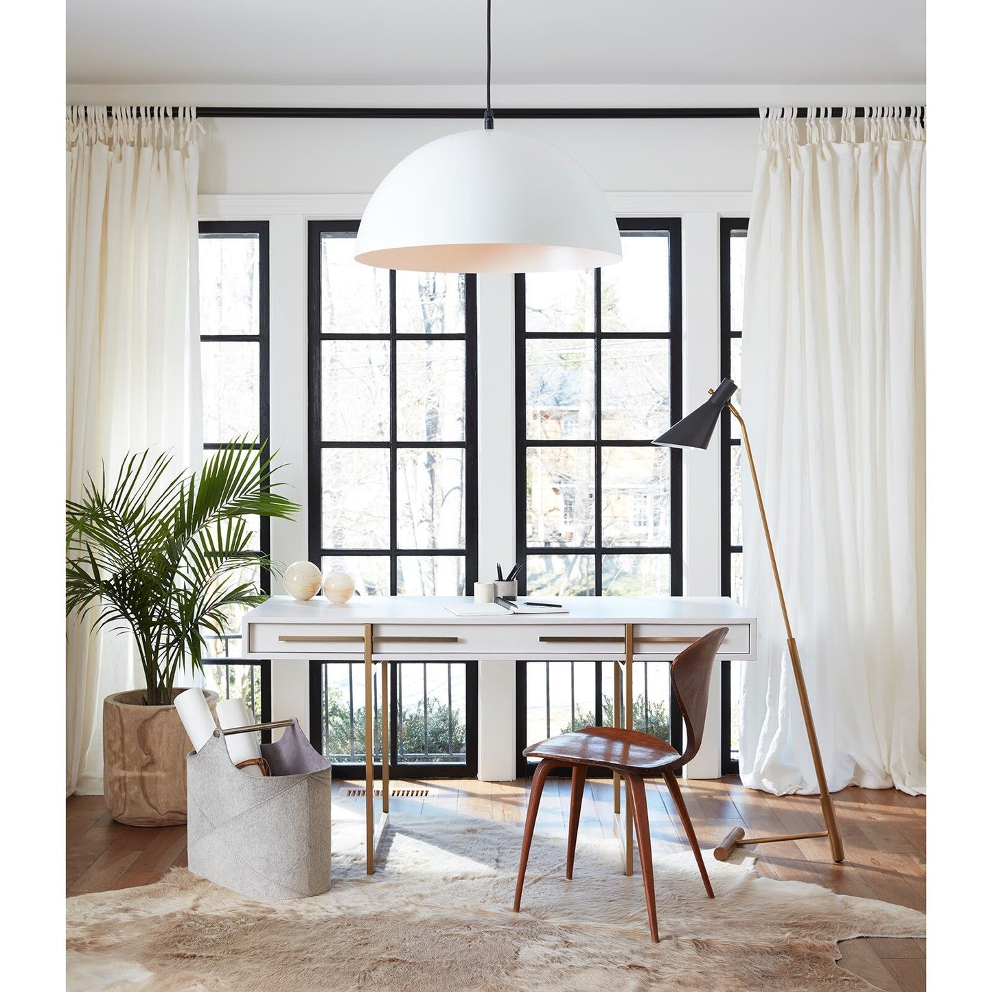 Spyder Floor Lamp Spyder Floor Lamp (White and Natural Brass)