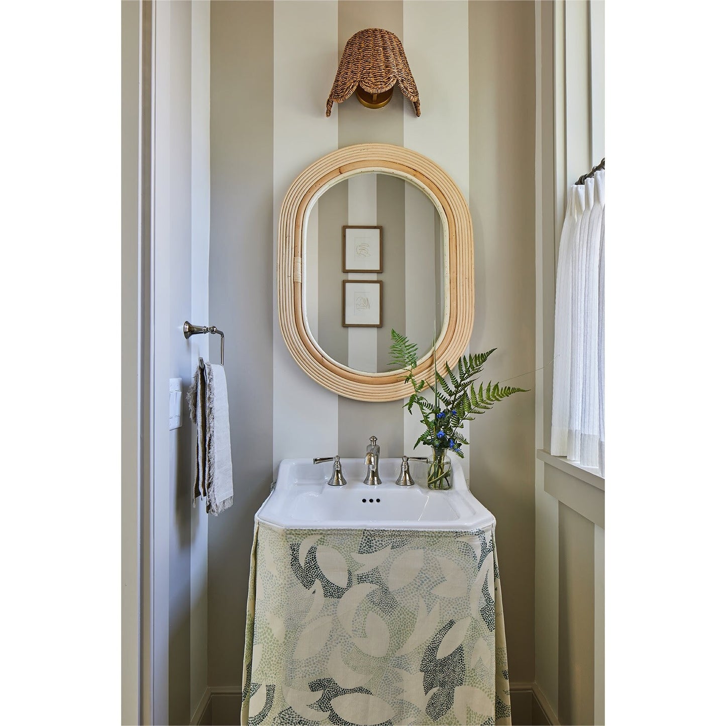 Kismet Sconce (Natural Brass)