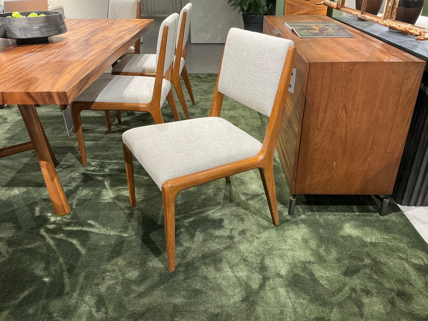 Brasea Side Chair