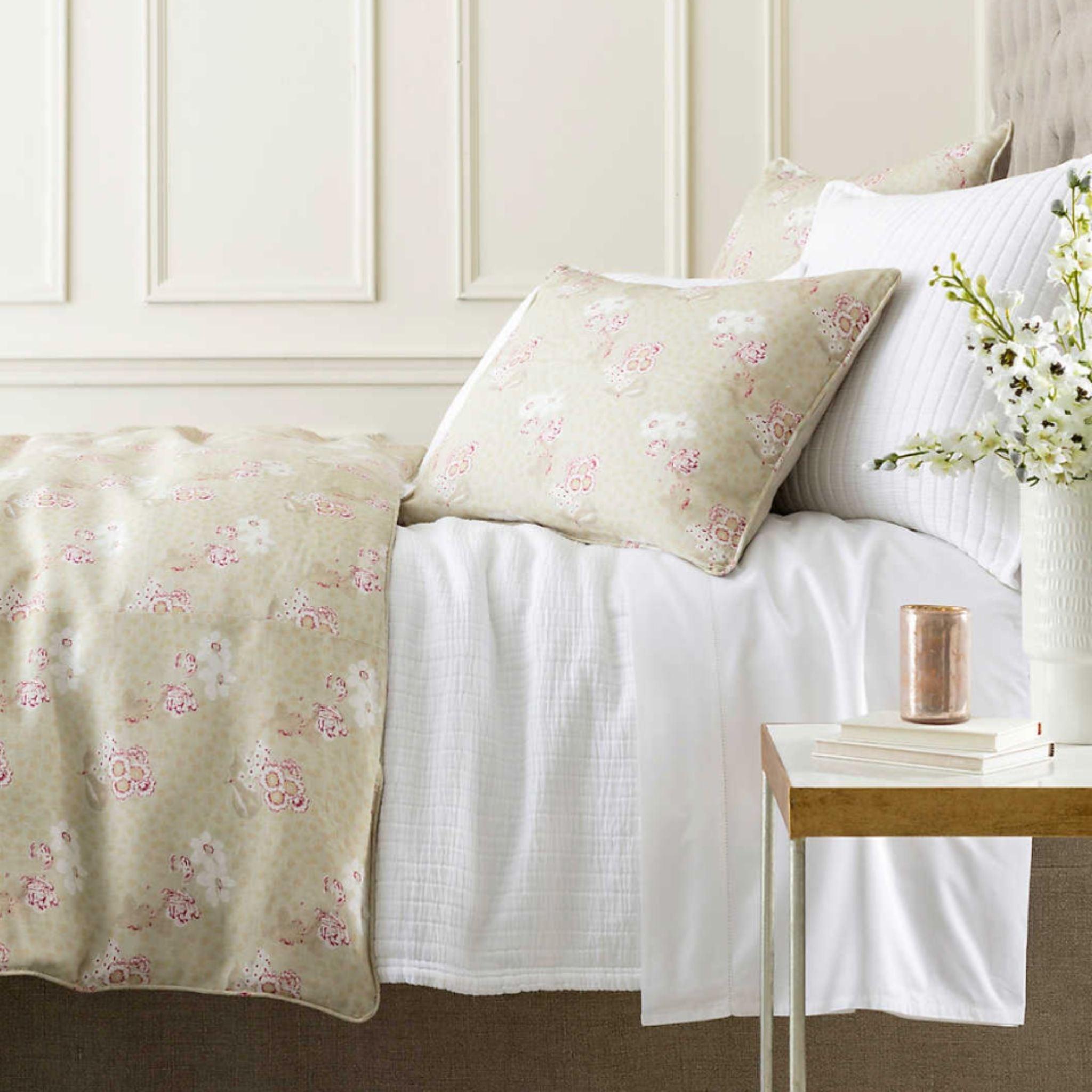 Boyfriend White Matelassé Coverlet - Thumbnail 3